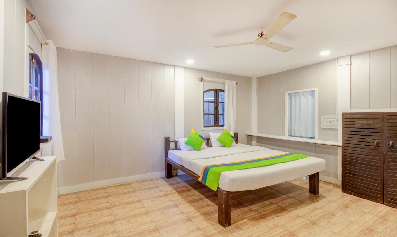 Treebo Trend Ashwem Beach Resort Goa Mandrem Exterior foto